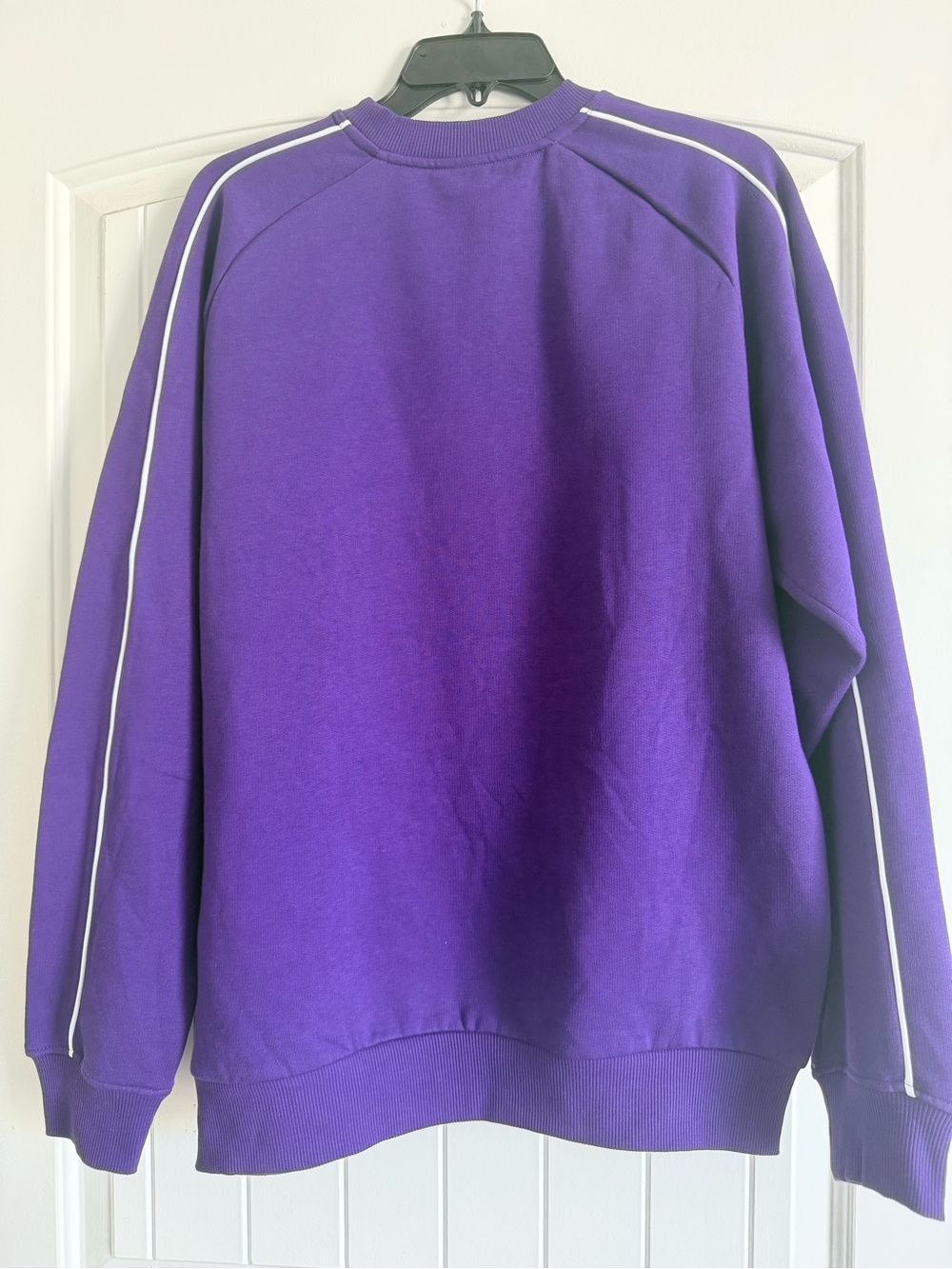 Disney - Purple Graphic Piglet Sweatshirt size M - Picture 3 of 9